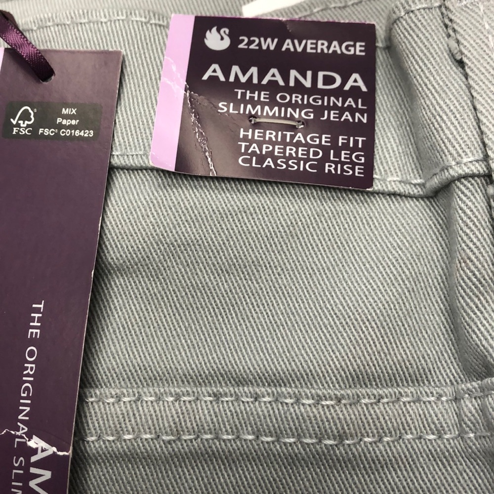 Gloria Vanderbilt Women's Amanda Classic Jeans - Picture 3 of 8